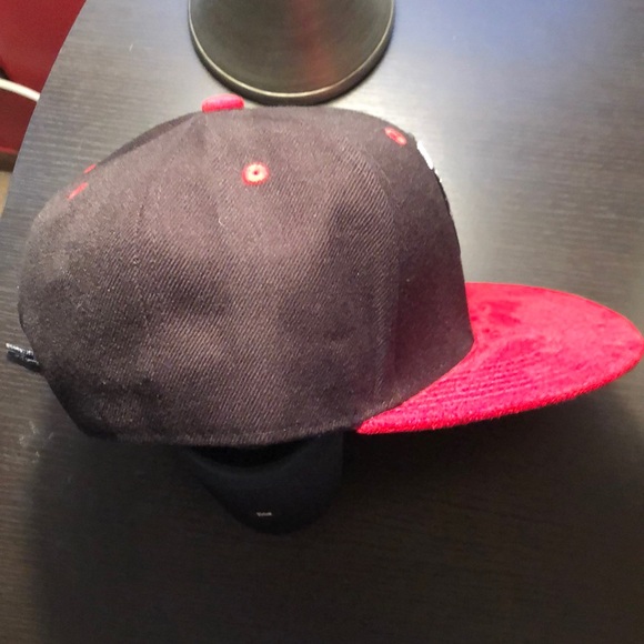 Chicago Bulls Baseball Cap - Authentic - Picture 2 of 7